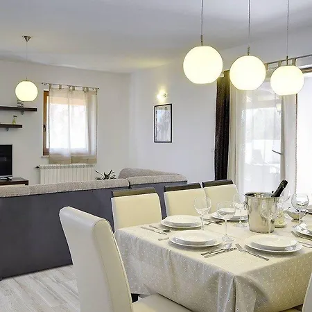 Smrikve Villa *