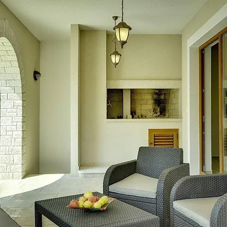 Вилла Smrikve *