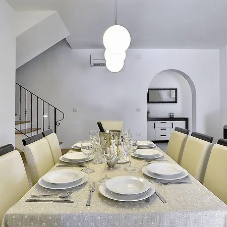 Smrikve Вилла Медулин