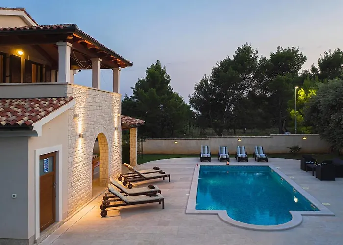 Smrikve Villa Medulin