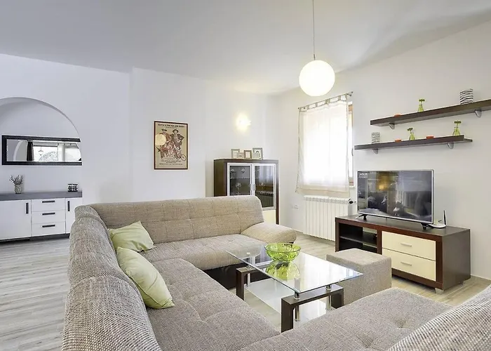 Smrikve Villa Medulin