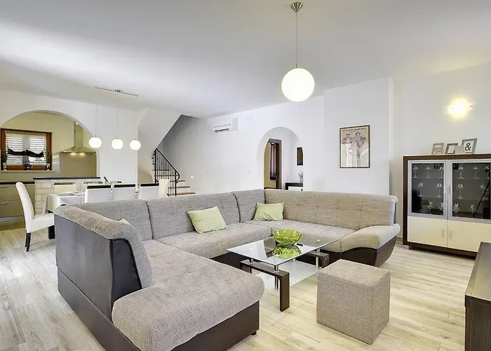 Smrikve Villa Medulin